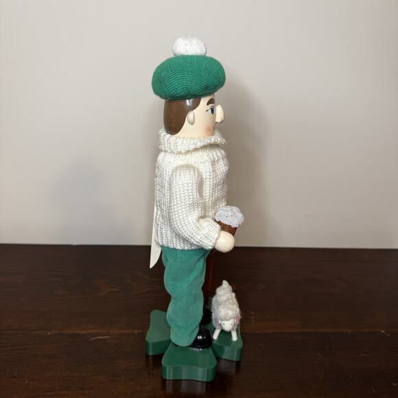 Nutcracker Village Irishman Christmas Nutcracker Shepherd Beer St. Patrick's Day - Picture 5 of 13